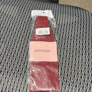 Izzy & Liv Women's Red Belt